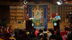 Khenpo Sodargye co-lectures and dialogues with Dan Smyer Yu (MPI) at Larung Gar Buddhist Academy, Summer 2013.