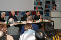 From left to right: MELISSA WILLIAMS, Toronto • PETER VAN DER VEER, MPI-MMG • RAINER FORST, Frankfurt • WENDY BROWN, Berkeley • AYELET SHACHAR, MPI-MMG (© MPI-MMG, Göttingen)