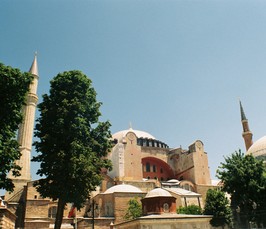 Hagia Sophia’s Conversions: Reflections on the Political, Temporal, and Aesthetic Dimensions of Heritage